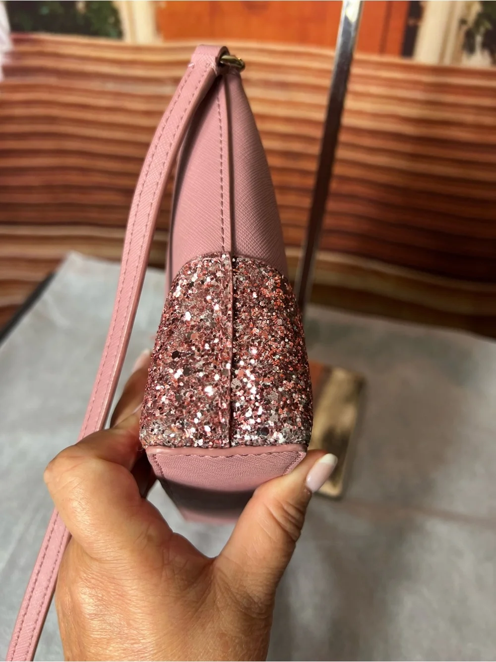 NWOT Kate Spade Leather Greta Court Glitter Ramey Crossbody Bag, Zip Closure 💖